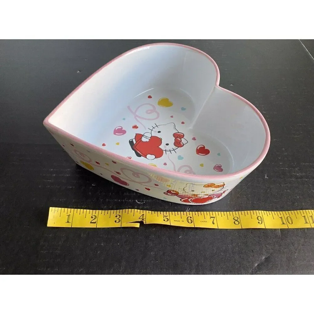 Sanrio Hello kitty Heart Shaped‎ Ceramic Casserole Baking Dish Hearts Plane NEW